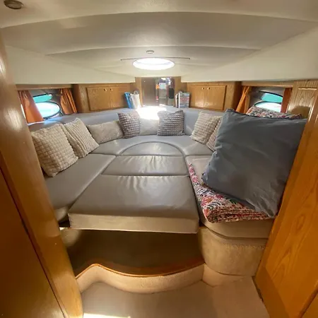 Face Au Vieil Avec Parking Appartamento *